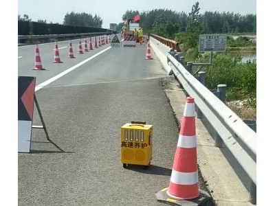 北京声光报警器路面作业声光警示装置交通设施图3